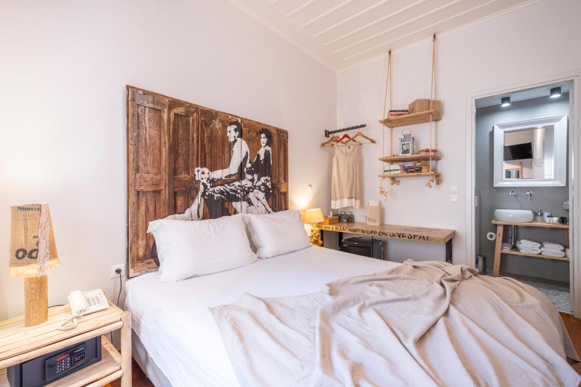 Budget Double Room Amymone Building
