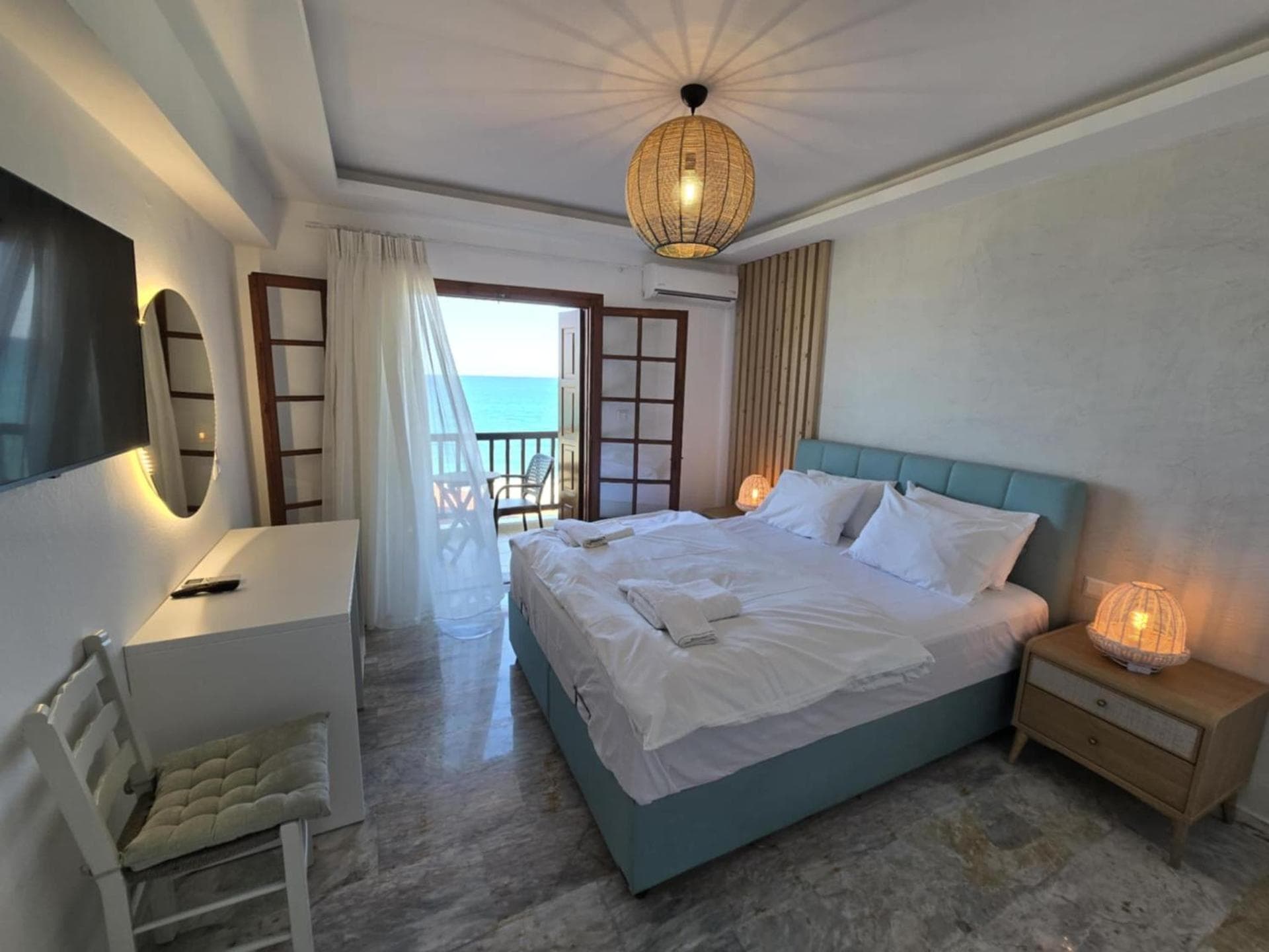 Double Room with Balcony and Sea View