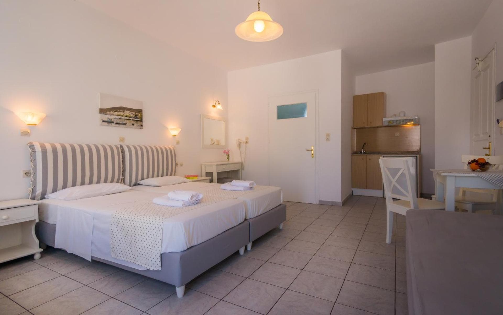 Deluxe Quadruple Room