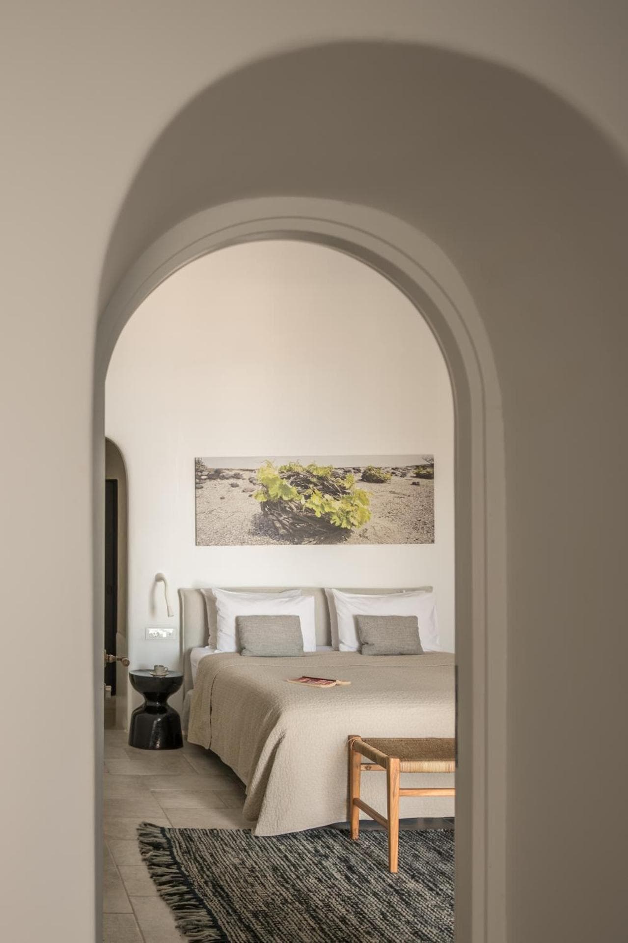 The Porto Fira Suite with Hot Tub and Caldera View