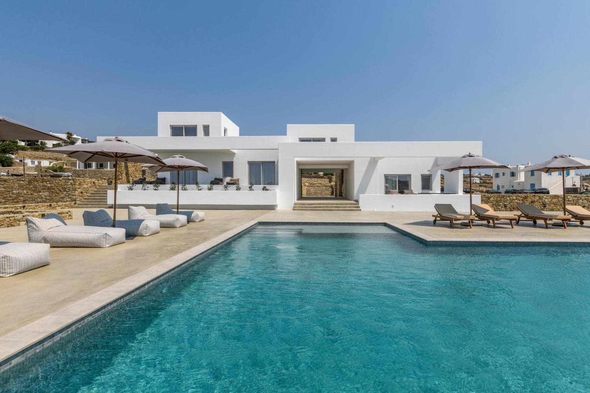 MURO SUITES