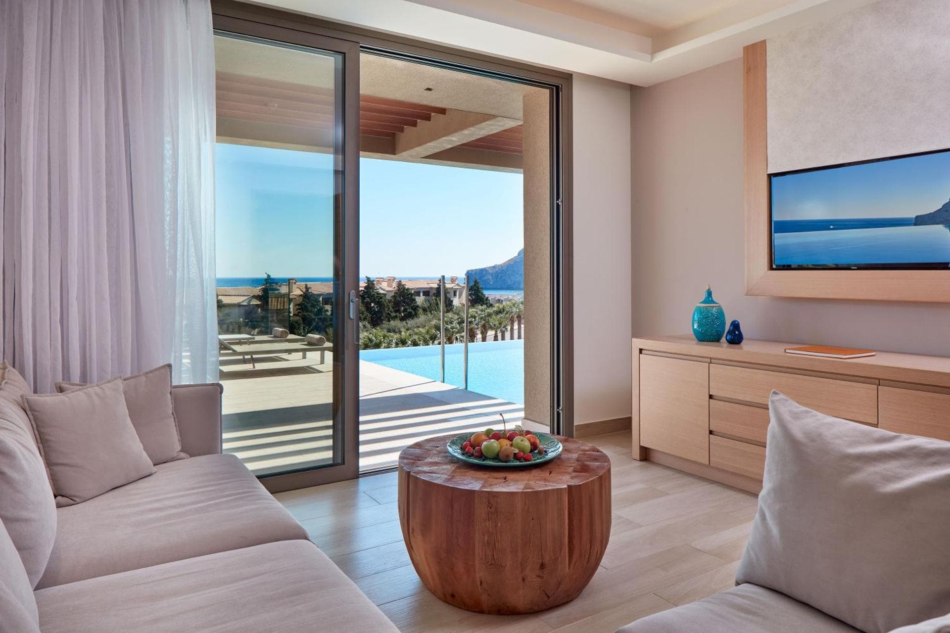 One Bedroom Suite with Private Pool Side Sea View (Residences Area)