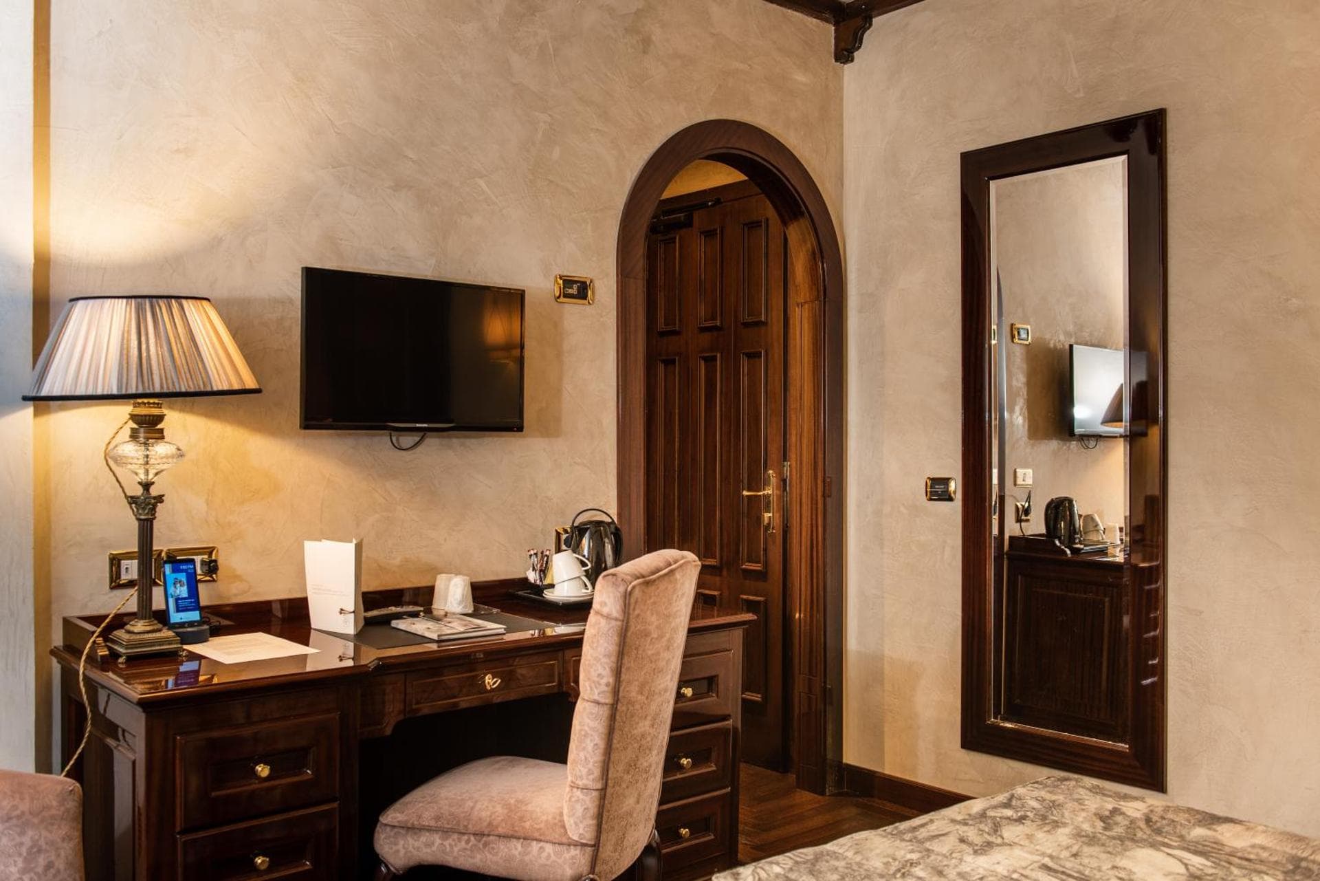 Classic Double Room