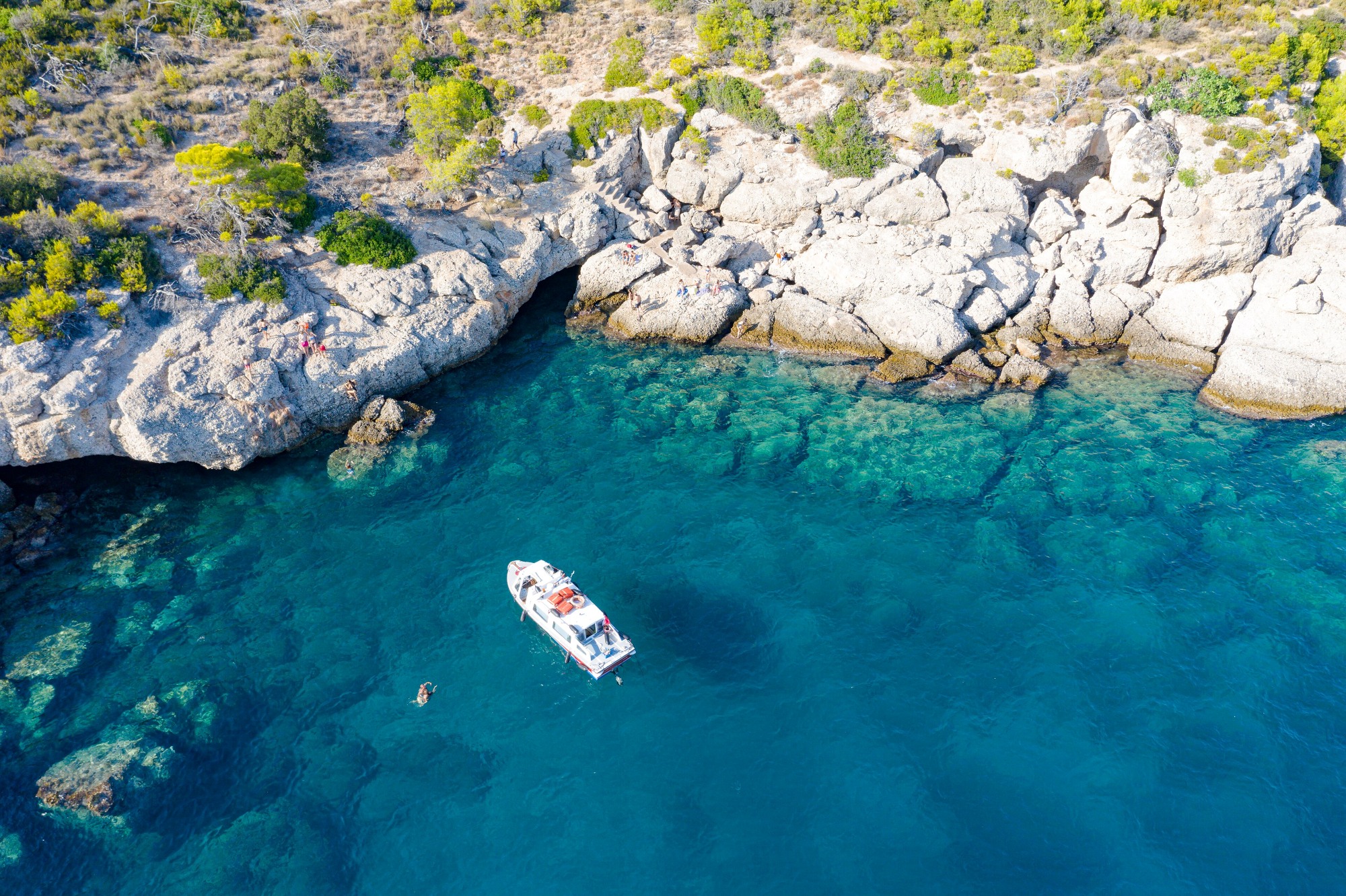 About Bekiri Cave, Spetses